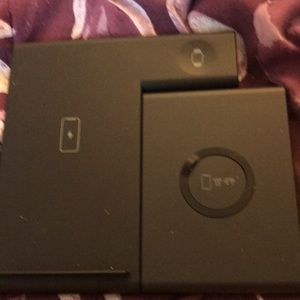 3in1 wireless charger for iPhones